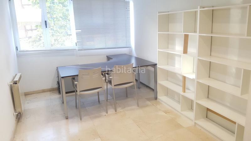 Foto 00ee3ee1-620d-4c1e-a212-dad04f416c84. Miete büro mit heizung in Gran Via Logroño