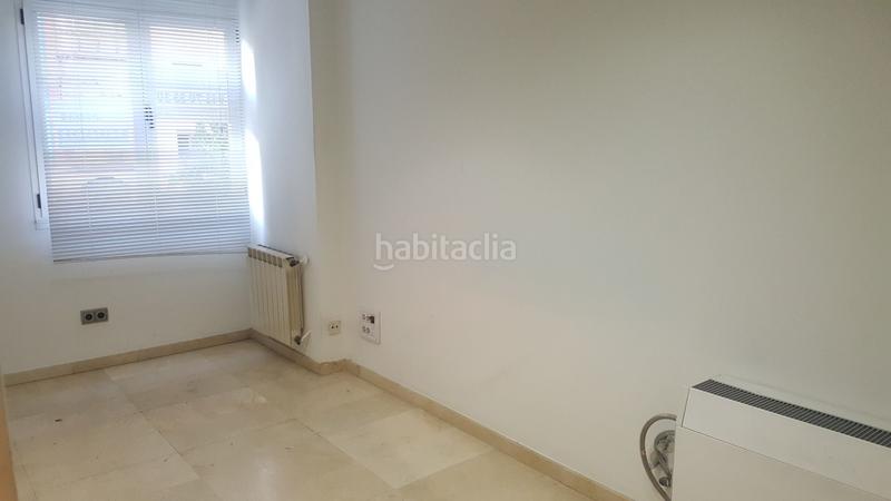 Foto 5c8af605-b0c7-452b-9ed4-bc49adedfa55. Miete büro mit heizung in Gran Via Logroño