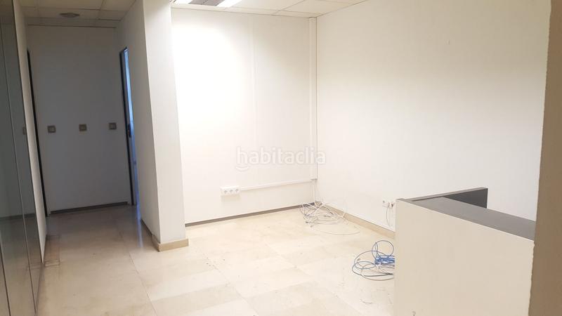 Foto cef0f10d-1f91-4fc2-aacc-79534efcb1db. Miete büro mit heizung in Gran Via Logroño