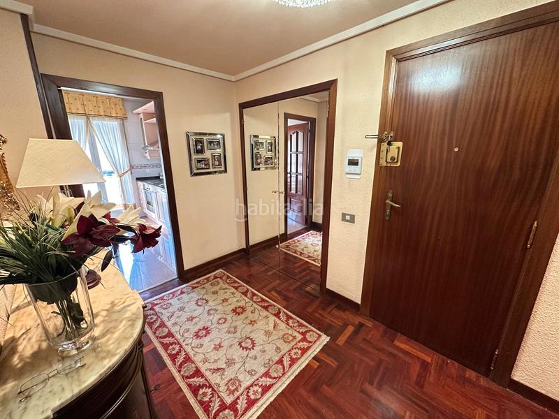 Foto bd39c7d6-e372-4f35-939a-d9071e7d6025. Piso exclusiva vivienda en venta en republica argentina centro , fantástica vivienda de 130m2, amplio salón de 40m2, 3 dormit en Logroño
