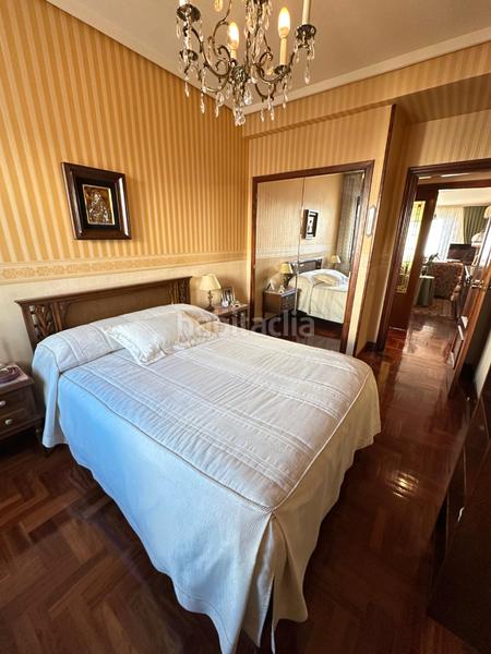 Foto ecfd93c6-a9dd-46ef-a420-2e399789682b. Piso exclusiva vivienda en venta en republica argentina centro , fantástica vivienda de 130m2, amplio salón de 40m2, 3 dormit en Logroño