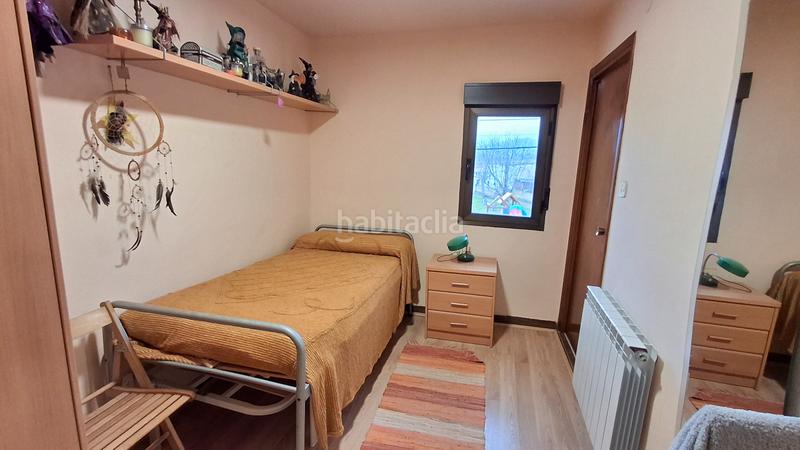 Foto cb89cbfe-188c-4ff2-bc4b-06ad8237a696. Maison jumelée avec chauffage dans Corera