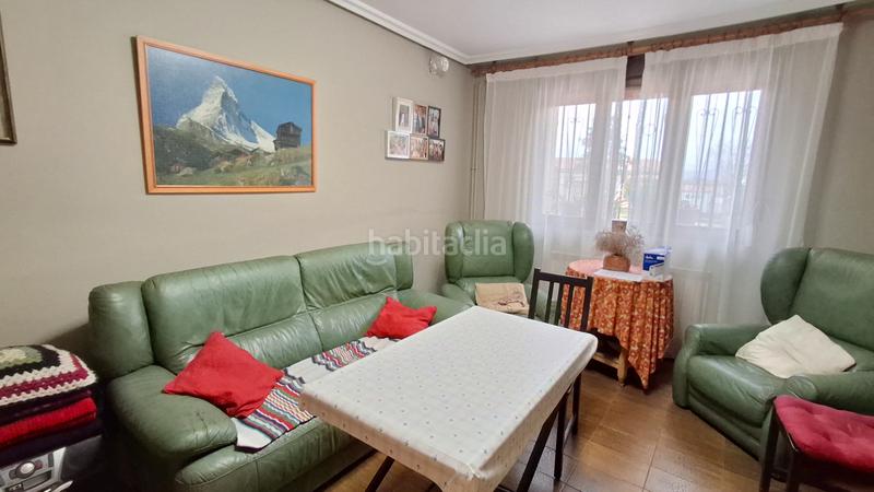 Foto ee158673-02b2-43b5-b766-bf47c0384785. Maison jumelée avec chauffage dans Corera