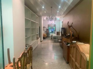 Local Comercial a DOCTORES CASTROVIEJO