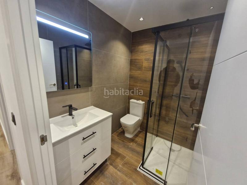 Foto 2cd89a06-61e9-4a60-9d8d-eb8b6c1f4998. Piso ocasión únca junto al espolón con 4 dormitorios, 2 baños y totalmente reformado en Logroño