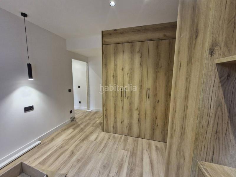 Foto b4103c06-aef2-44f3-a8c3-a5f67f56f9e6. Piso ocasión únca junto al espolón con 4 dormitorios, 2 baños y totalmente reformado en Logroño