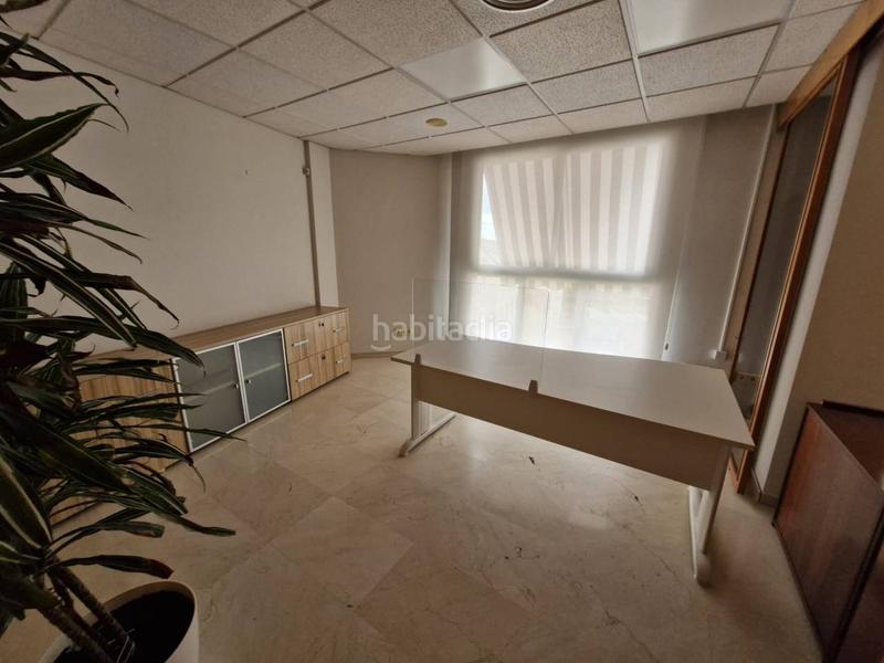 Foto a3fdcb5d-187b-45c4-835a-59c3199196a5. Miete büro mit heizung in Gran Via Logroño