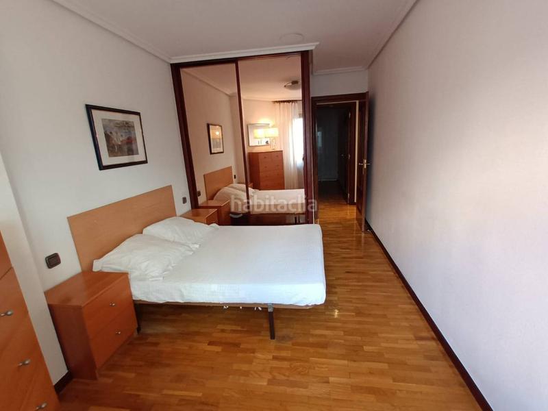 Foto 3f9ce5a2-79cf-4f75-ac25-f6073285a403. Alquiler piso apartamento exterior en pleno centro en Logroño