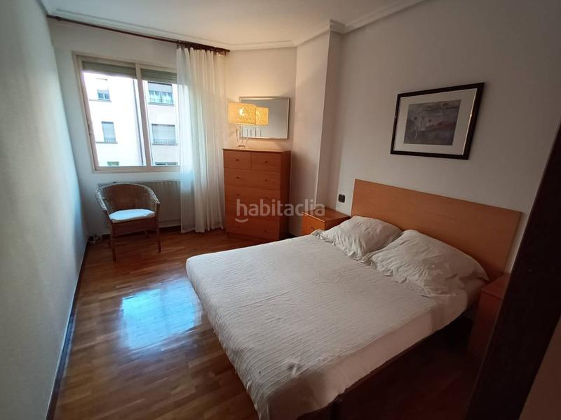 Foto 54a4b16b-e8ca-42fc-8e66-e2f91f8d089d. Alquiler piso apartamento exterior en pleno centro en Logroño