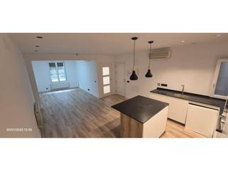 Pis  Portugal. Ocasin nca junto al espoln con 4 dormitorios, 2 baos y total