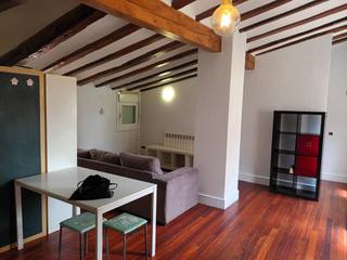 Miete Etagenwohnung in Casco Antiguo. Piso en alquiler en casco antiguo