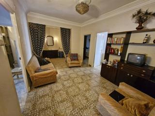 Pis  Prez galds. Pisazo en pleno centro para reformar con gran balcn