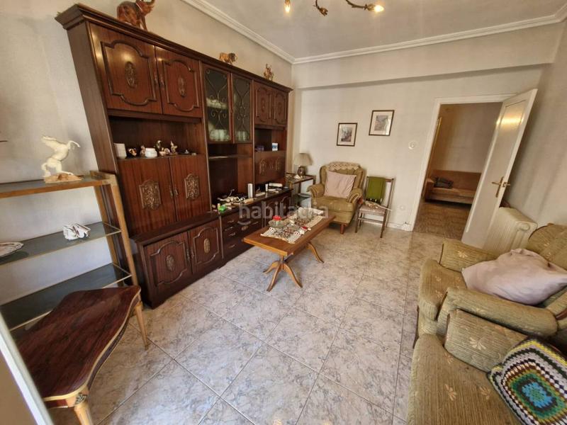 Foto eb507553-9fa5-4446-abaf-7b1d580c86e3. Pis amb calefacció a Gran Via Logroño