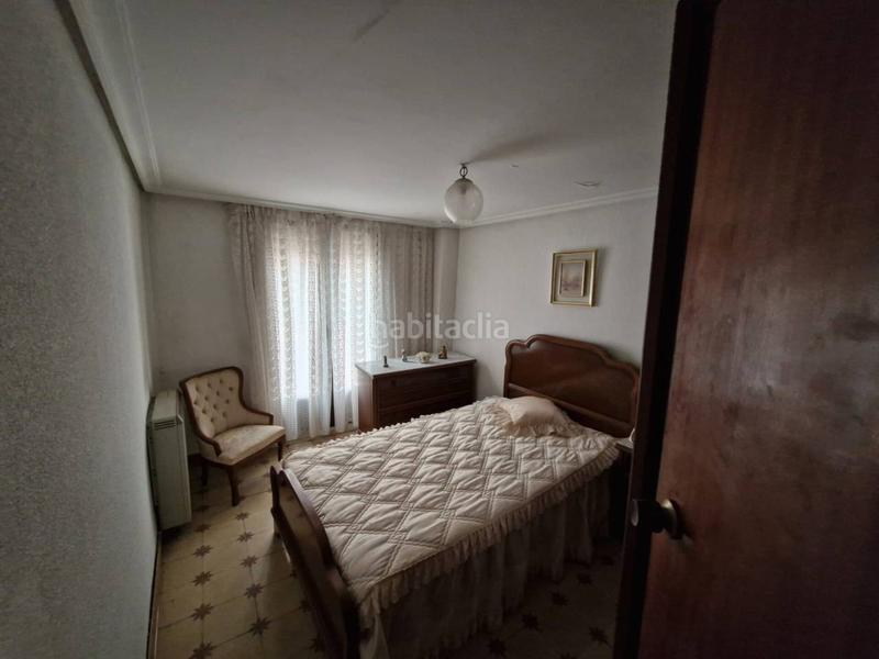 Foto d609c560-cbec-45d5-a14e-f37ced45da9f. Casa in Murillo de Río Leza