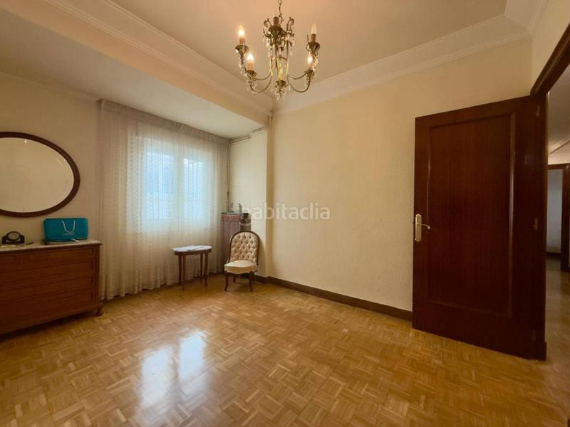 Foto 5fb9e0ea-71fa-495c-bcfb-b8e8469dc7a9. Pis amb calefacció a Gran Via Logroño