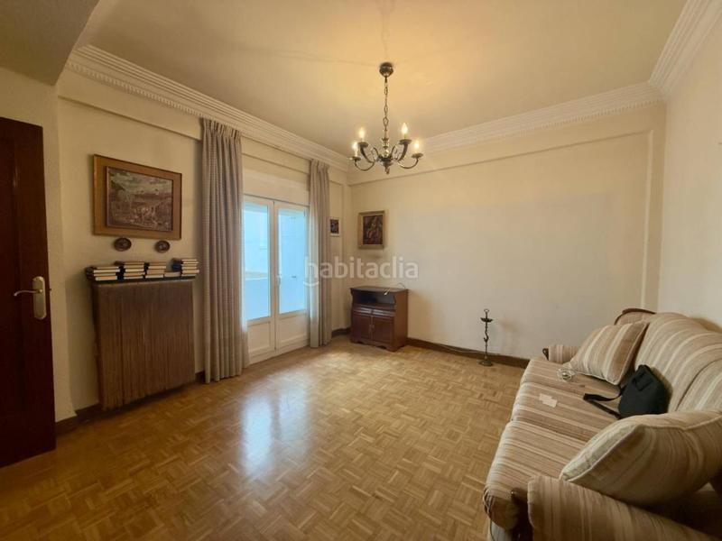 Foto a7dbbbae-f2cd-476c-a07f-804d6c19b1c5. Pis amb calefacció a Gran Via Logroño