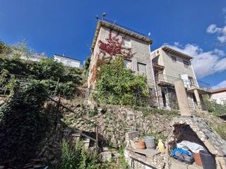 Casa  Calle mayor. Casa independiente en matute con terreno