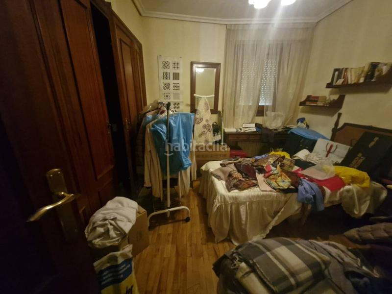 Foto 942f3d8b-e167-44c0-a49f-5eb41256a49d. Pis amb calefacció aparcament a Gran Via Logroño