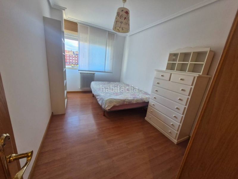 Foto 98cbad78-a8b5-406a-867e-f3c8af2a5e0a. Lloguer pis amb calefacció aparcament piscina a Portillejo - Valdegastea Logroño