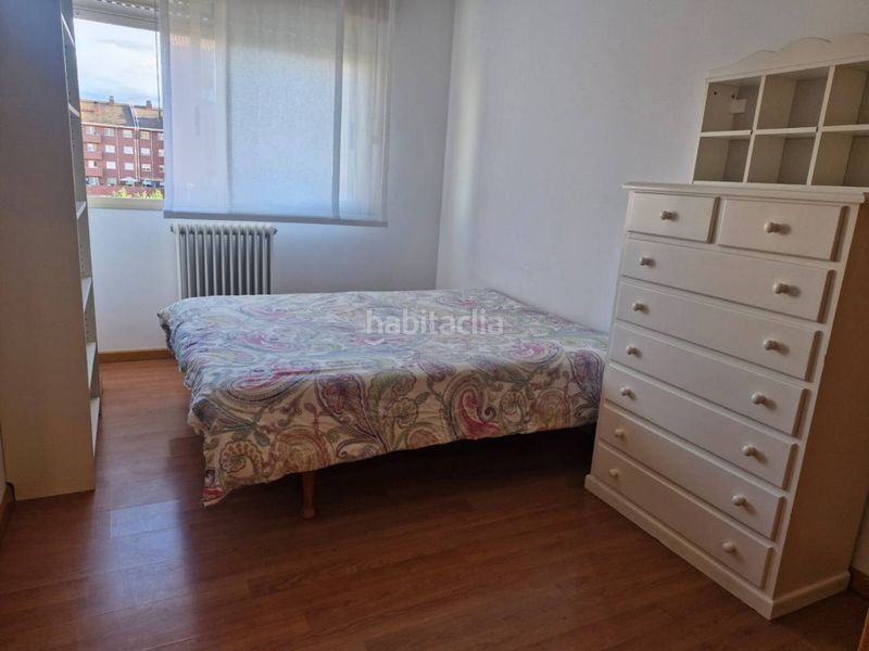 Foto 9935f749-822a-4c21-bc56-a0e80edeffb7. Lloguer pis amb calefacció aparcament piscina a Portillejo - Valdegastea Logroño