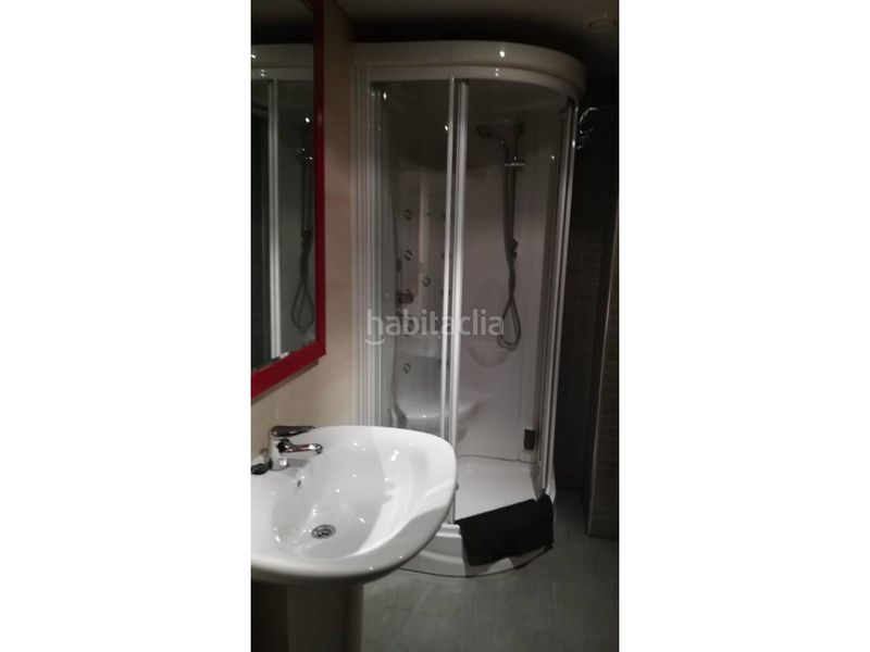 Foto ea46d7ed-1b7b-455a-b4d6-8024fd9bfa2d. Lloguer pis amb calefacció aparcament piscina a Los Lirios Logroño