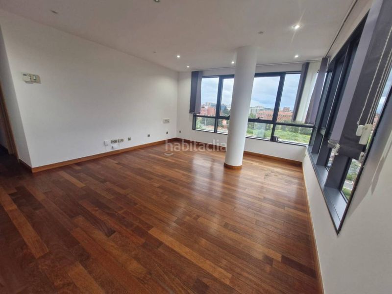 Foto ad11b69c-80cd-45bd-8632-519e6732d64e. Rent flat with heating parking pool in Los Lirios Logroño