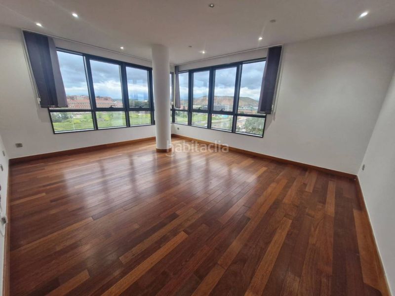 Foto ae35fa09-352a-4d8e-9ae7-4b1938c3a347. Rent flat with heating parking pool in Los Lirios Logroño