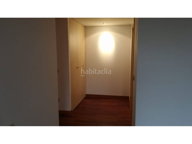 Foto e0876e46-9bc3-40c4-8ebc-40150882c903. Rent flat with heating parking pool in Los Lirios Logroño