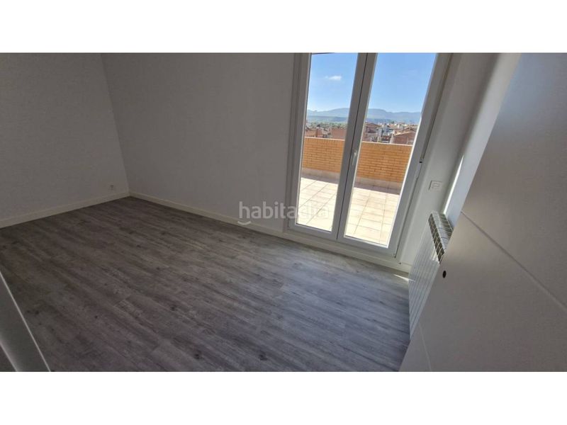 Foto 47a6088c-3a75-47bf-9222-c161baeb10cc. Ático aticazo de dos dormitorios con tres terrazas de 77m2 en total a estrenar en Lardero