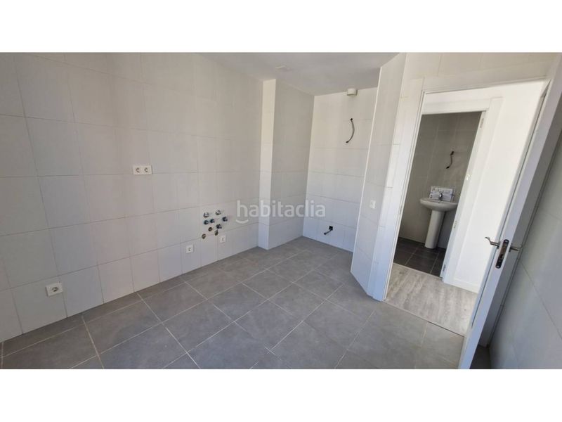 Foto 7960d42e-0026-4069-b5ce-776544b95092. Ático aticazo de dos dormitorios con tres terrazas de 77m2 en total a estrenar en Lardero