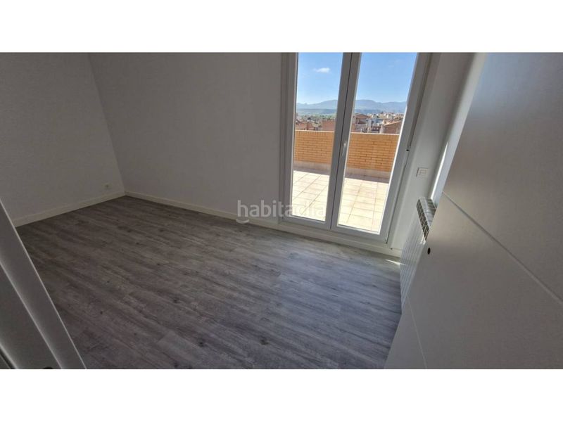 Foto f0ac3c47-e059-47ba-a89f-0e27a0830cf3. Ático aticazo de dos dormitorios con tres terrazas de 77m2 en total a estrenar en Lardero