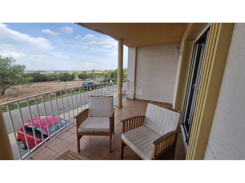 Foto 10d9eea1-25b1-4db0-9fa4-89cea101457f. Casa adossada amb calefacció aparcament piscina a Medrano