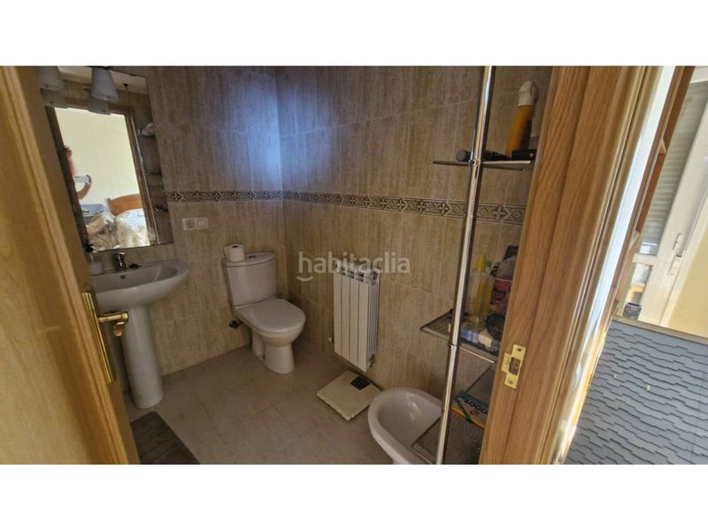 Foto 25eb67b2-a9e3-4b61-b049-8fc0a295f2b9. Casa adossada amb calefacció aparcament piscina a Medrano