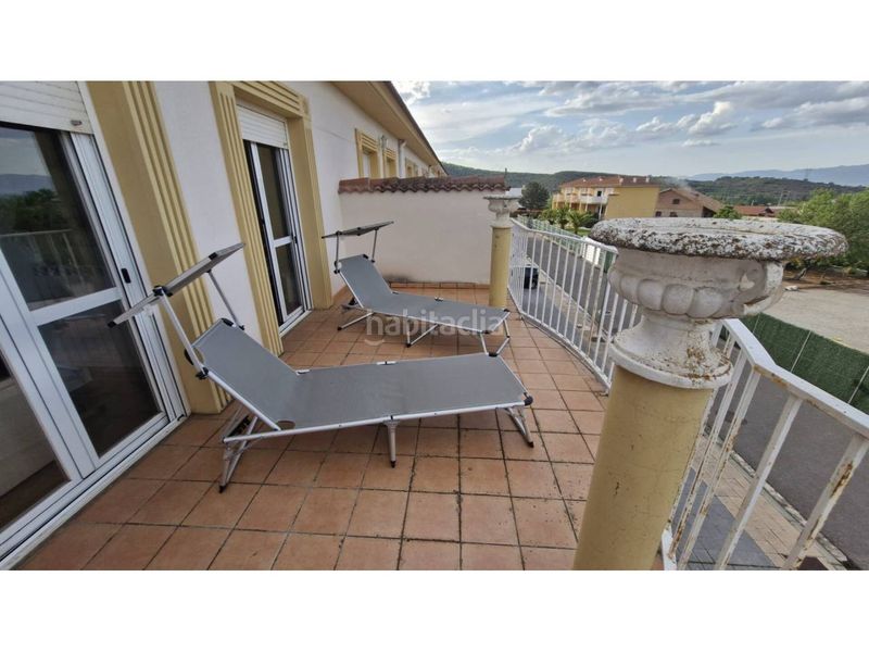 Foto 638e6de5-96b4-4a6e-b4de-94f0c1be6c23. Casa adossada amb calefacció aparcament piscina a Medrano