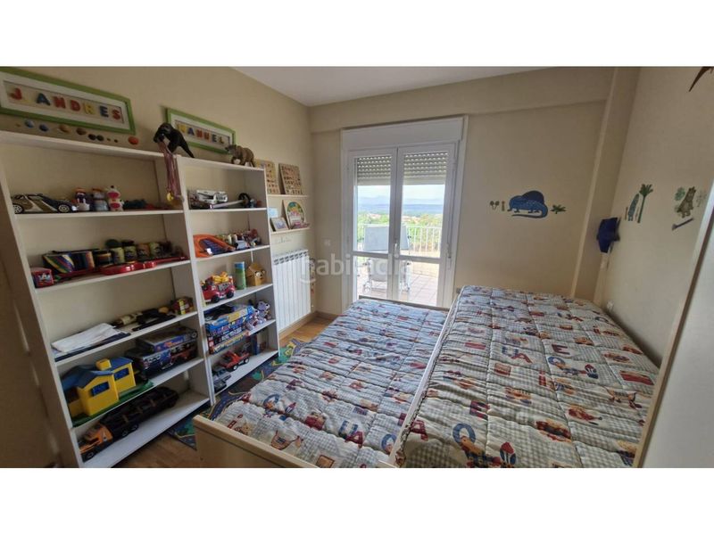 Foto df106118-7f16-47ac-9551-e49b00fa6165. Casa adossada amb calefacció aparcament piscina a Medrano