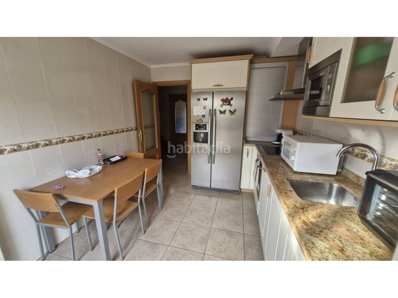 Foto e4de50f0-237d-4e21-b6bd-addc32310a91. Casa adossada amb calefacció aparcament piscina a Medrano