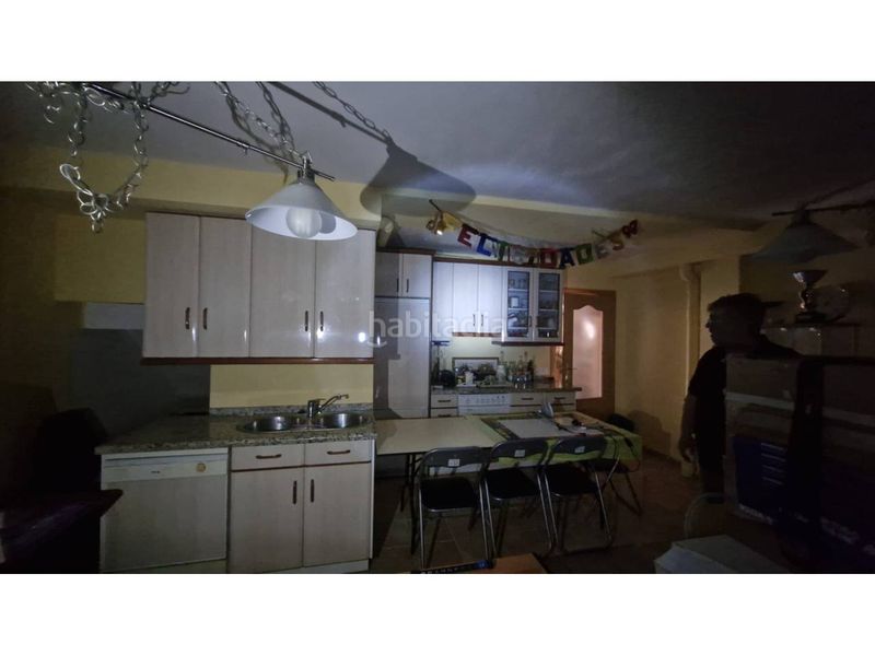 Foto f91d3864-7947-4e0c-8e9b-2f976dfec1b2. Casa adossada amb calefacció aparcament piscina a Medrano