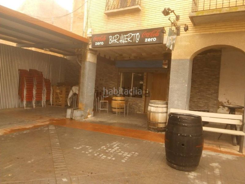 Foto d9cbabdf-cf6c-4945-bf3b-2596dbbe8fb1. Local comercial a Viguera