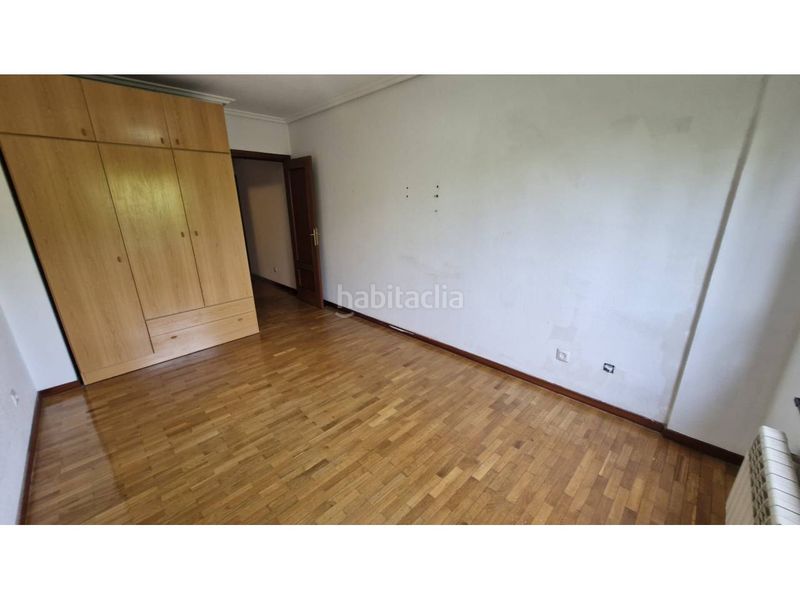 Foto 64b2beee-1413-4410-a8f2-25343a1f4cb4. Flat with heating parking in San Adrián Logroño