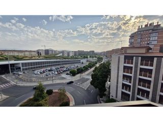 Pis  Avenida colón. Pisazo con dos terrazas , vistas espectaculares y plaza de garaj
