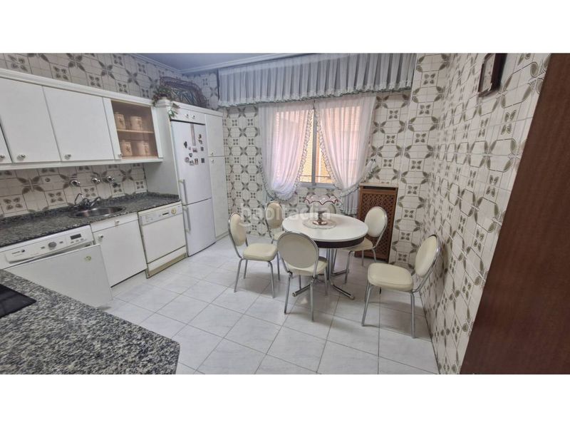 Foto a3c812a7-05c0-494f-af32-3029e5c1de6e. Pis amb calefacció aparcament a Residencia Logroño