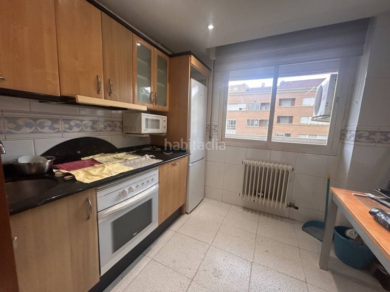 Foto 4738ccfa-5ee0-4ad5-981f-fe78a20450e4. Flat with heating parking in Portillejo - Valdegastea Logroño