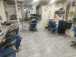 Local Comercial a Pasaia. Venta de local en trintxerpe. en la actualidad es peluquería.