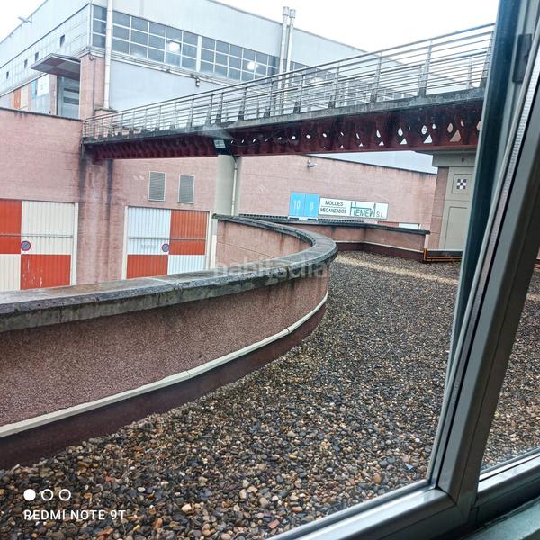 Foto 99e139c7-30c6-4eaa-b530-11d5eaf80082. Büro in Lapice - Larreaundi - Olaberria - Meaka Irun