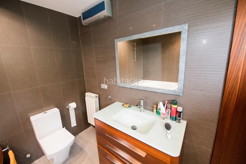 Foto 5b80388c-f575-442d-9da2-599b5422bcc4. Casa amb xemeneia aparcament piscina a Oiartzun