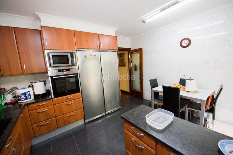 Foto 707c7475-dc0f-4ef1-837d-b9b0641025d3. Casa amb xemeneia aparcament piscina a Oiartzun