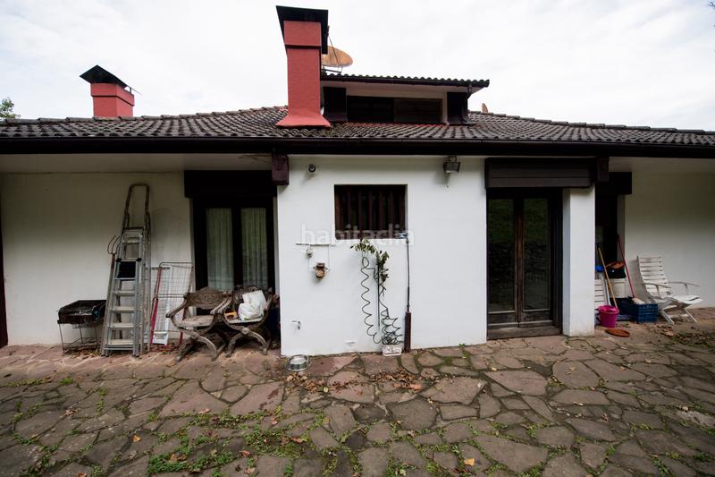Foto 76590a20-aa3d-497b-b892-b12e26a01bb0. Casa amb xemeneia aparcament piscina a Oiartzun
