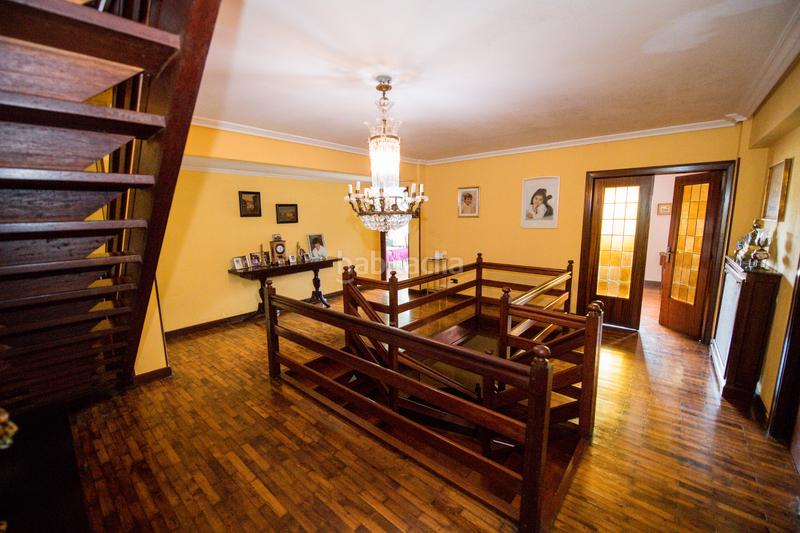 Foto b7e64a14-4dac-45ee-b87c-ef82b8fb16ab. Casa amb xemeneia aparcament piscina a Oiartzun