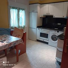 Appartement  Descarga kalea. Vivienda con altura de entresuelo en el barrio de lapice.