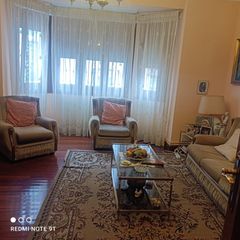 Pis  Fueros kalea. En la plaza san juan, bonita vivienda de 3 dormitorios. muy bien
